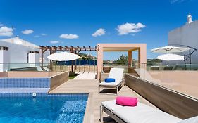 Casa Amarela Guesthouse